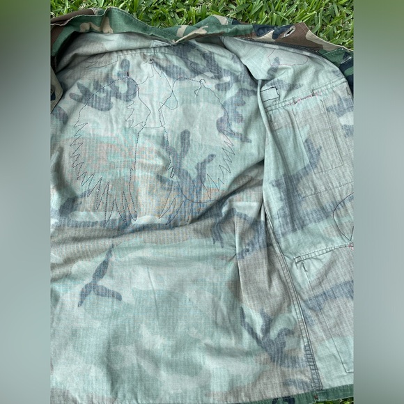 Upcycled Handmade By ME Vintage Army Fatigue Camo Jacket Bling Patches Pins - Picture 13 of 17